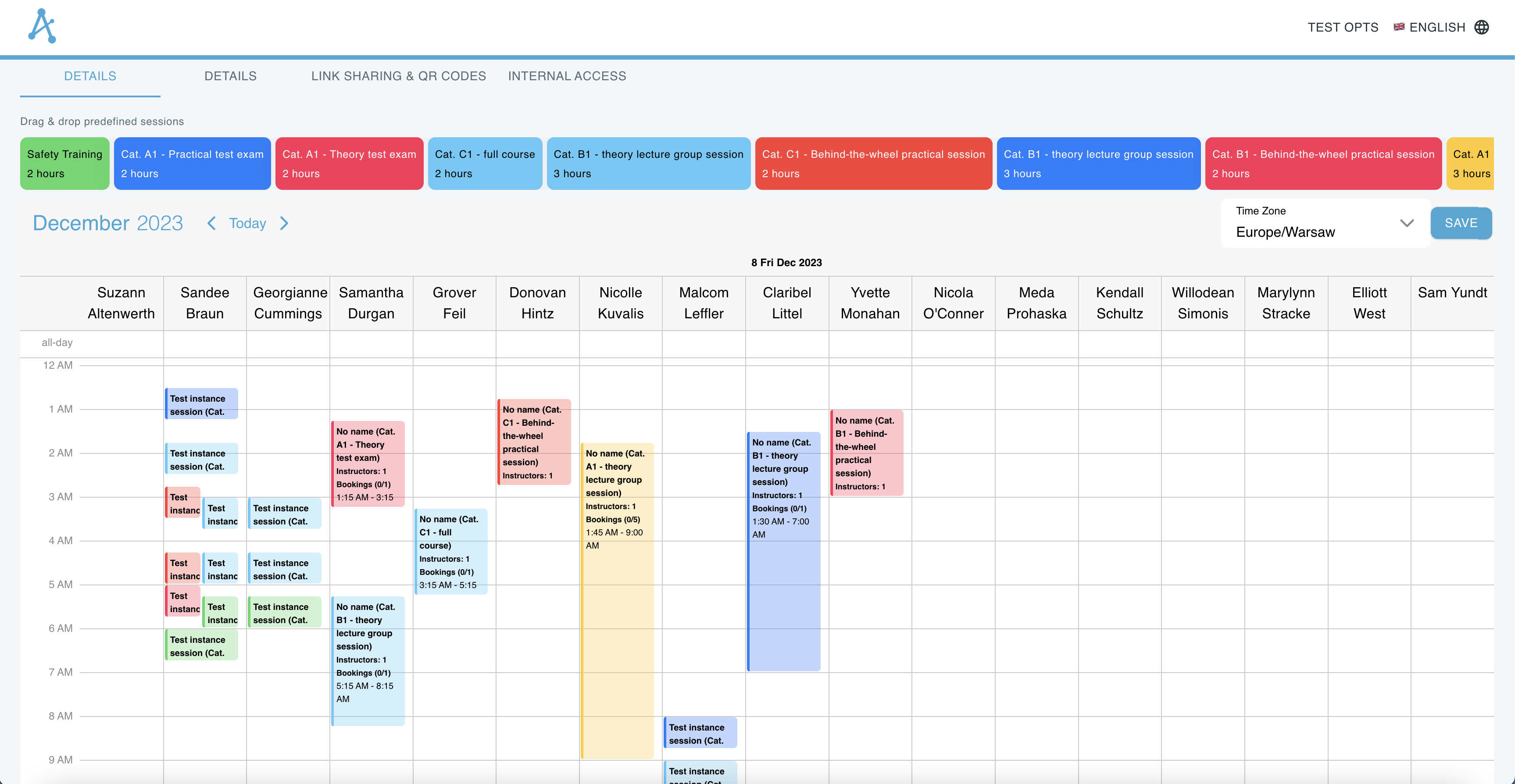 Advanced calendar webpage with multiple users and event blocks and predefined drag and drop preset elements
